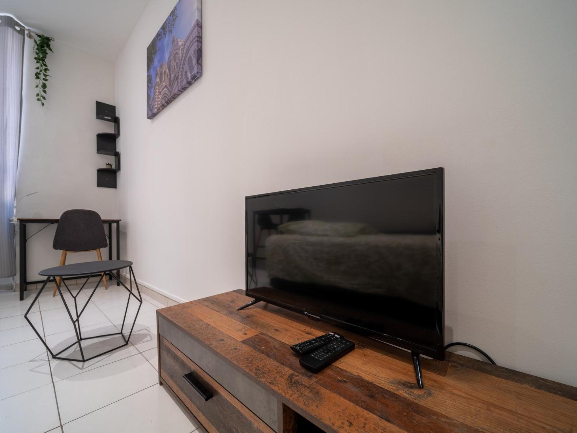Equipe Proche Du Palais Longchamp Apartment Marseille